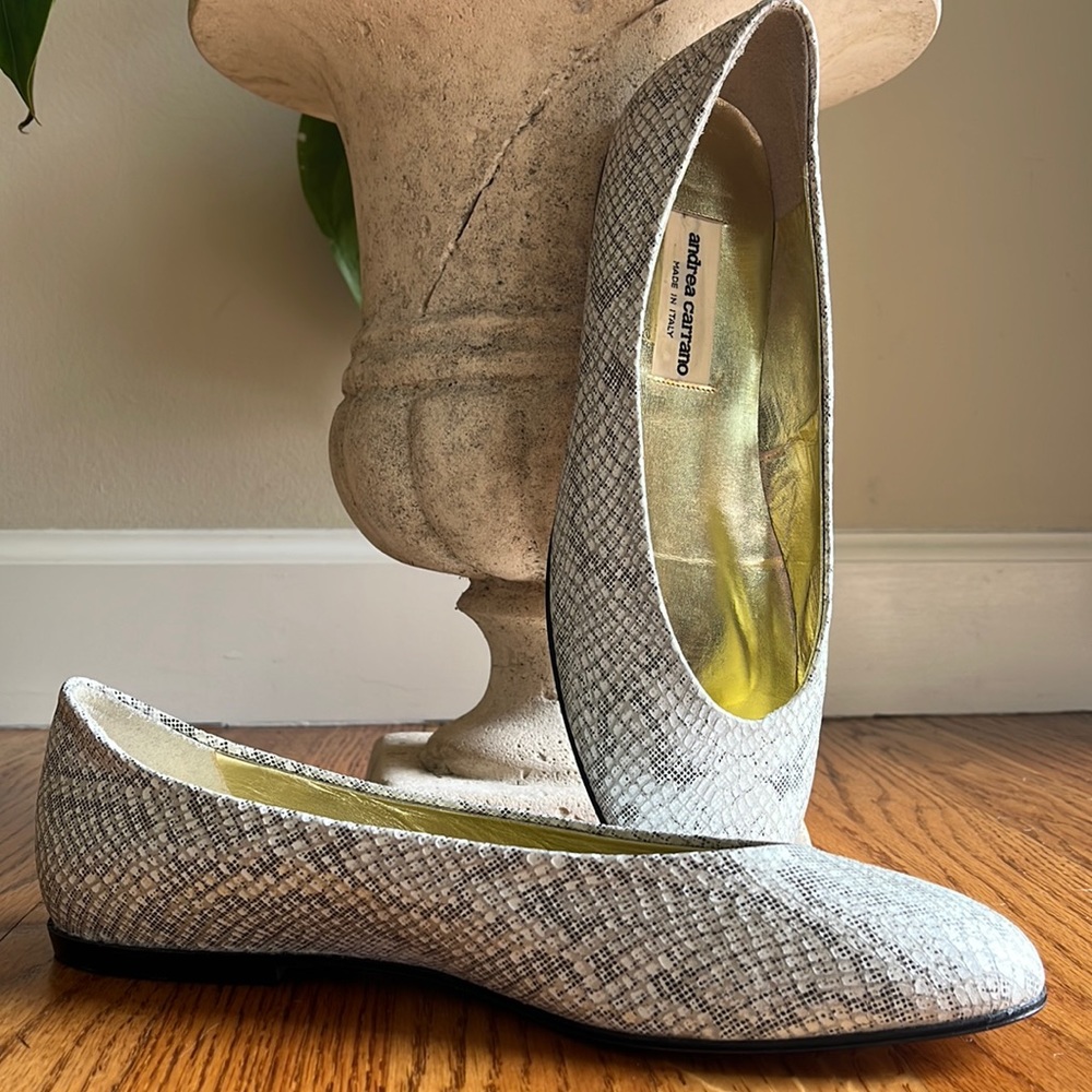 🐍 Vintage Andrea Carrano Baby Boa Flats